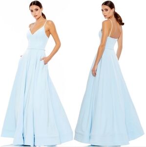 Mac Duggal A line V Neck In Powder Blue Ballgown With Pockets! Size 14 N…